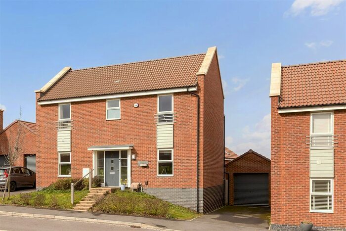 4 Bedroom Detached House For Sale In Fairford Road, Cheltenham, GL52