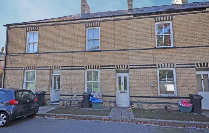 3 Bedroom Terraced House To Rent In Evans Street, Newport, NP20