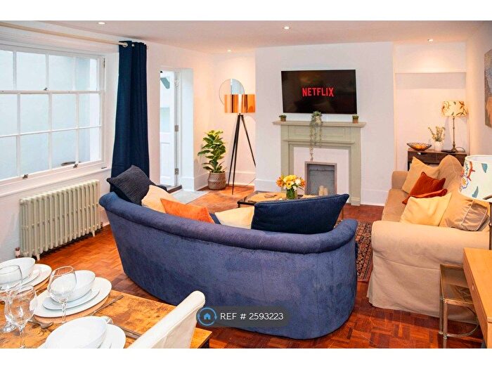 2 Bedroom Flat To Rent In Powis Patio Retreat, Brighton, BN1