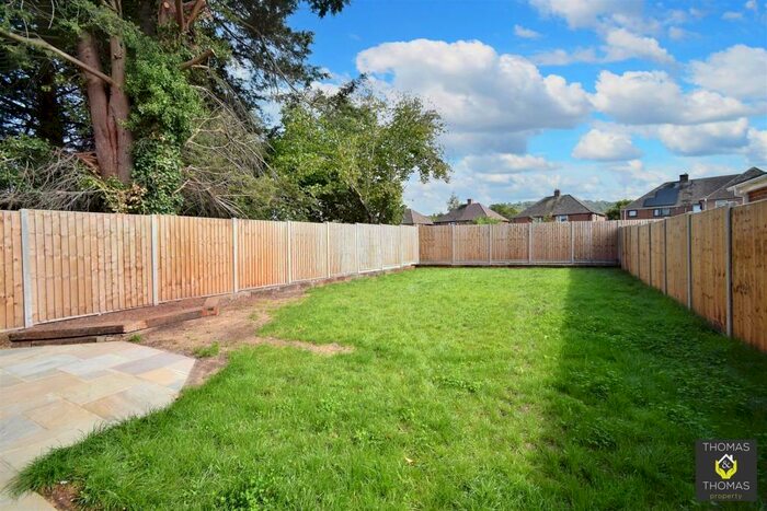 3 Bedroom Bungalow To Rent In Grange Road, Tuffley, Gloucester, GL4