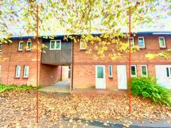 4 Bedroom Town House To Rent In Copsewood Werrington, Peterborough, PE4