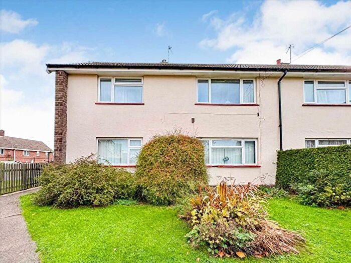 2 Bedroom Flat To Rent In Fairham Road, Keyworth, Nottingham, NG12