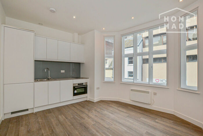 1 Bedroom Flat To Rent In High Street, Bromley, BR1