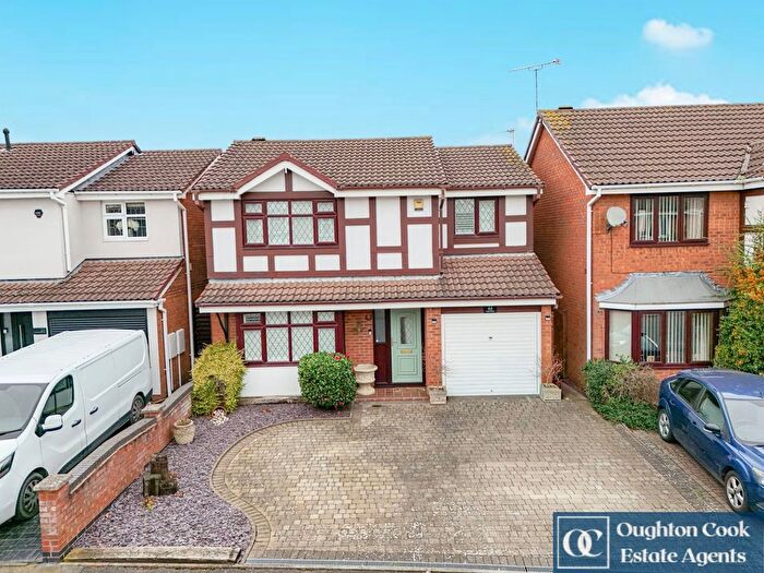 4 Bedroom Detached House For Sale In Tintern Way, Bedworth, CV12