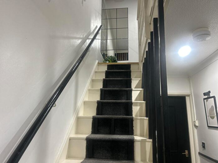 3 Bedroom Terraced House To Rent In Silbury Close, Clifton, NG11