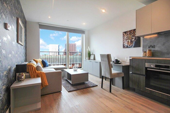 1 Bedroom Apartment For Sale In The Lancaster, Snow Hill Wharf, Shadwell Street, Birmingham, B4
