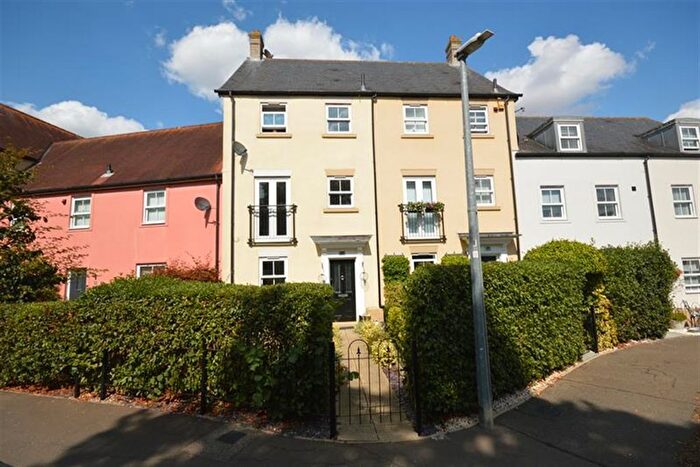 3 Bedroom Town House For Sale In Turner Close, Black Notley, Braintree, CM77