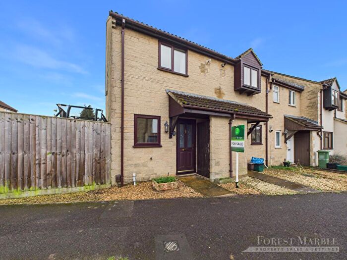 2 Bedroom End Of Terrace House For Sale In Brunel Way, Frome, BA11