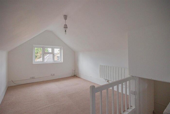 2 Bedroom Apartment To Rent In Moreton Road, South Croydon, CR2