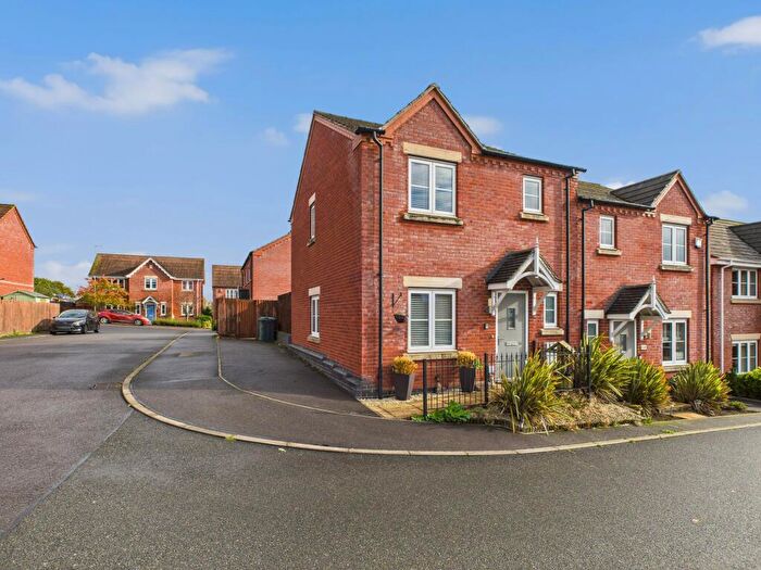 3 Bedroom Semi Detached House For Sale In Thornton Way, Belper, DE56