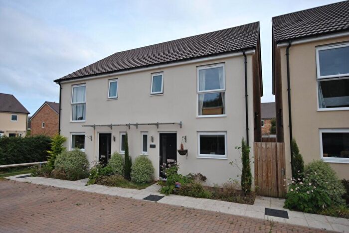 3 Bedroom Semi-Detached House For Sale In Ozark Road, Cheddar, BS27