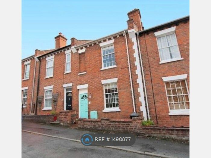 2 Bedroom Terraced House To Rent In North Villiers Street, Leamington Spa, CV32