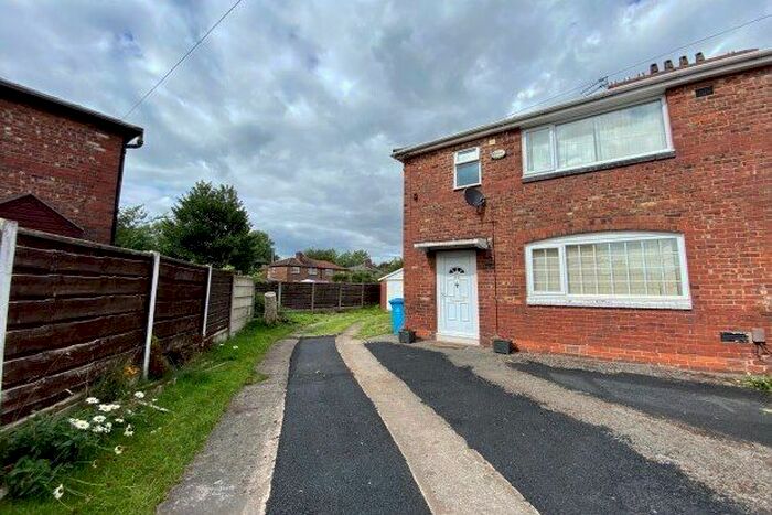 3 Bedroom Semi-Detached House To Rent In Minehead Avenue, Manchester, M20