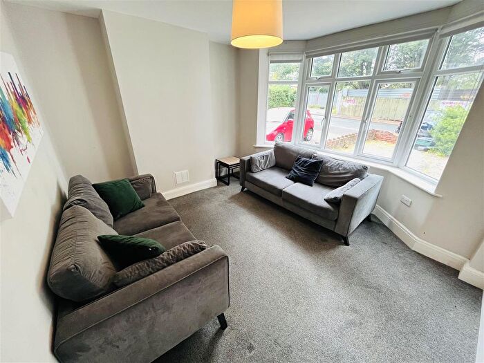 4 Bedroom Terraced House To Rent In , Forest Road, Fishponds, BS16