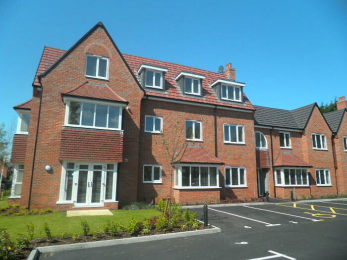 2 Bedroom Apartment To Rent In Highbridge Court, Birmingham Road, Sutton Coldfield, B72