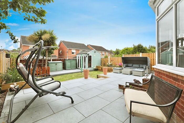 4 Bedroom Detached House For Sale In Roddis Close, Dinnington, Sheffield, S25