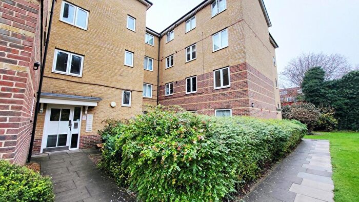 2 Bedroom Flat To Rent In Caledonian Road, London, N7