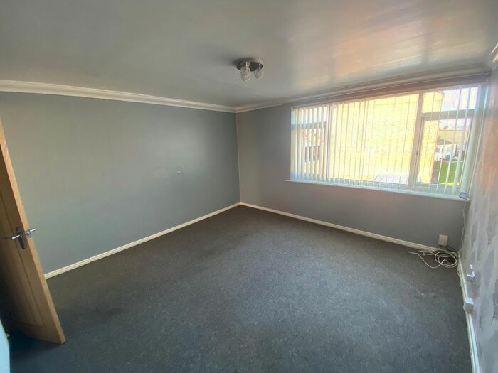 2 Bedroom Maisonette To Rent In Carmel Gardens, Stockton-On-Tees, TS20