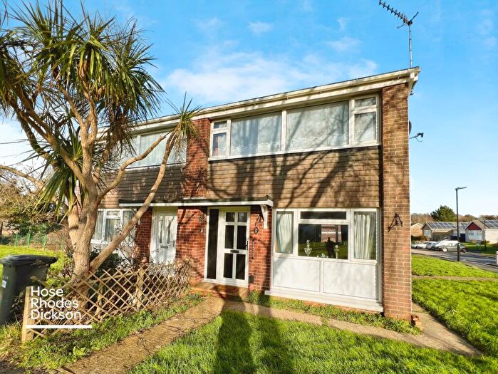 3 Bedroom Semi Detached House For Sale In Perowne Way, Sandown, Isle Of Wight, PO36