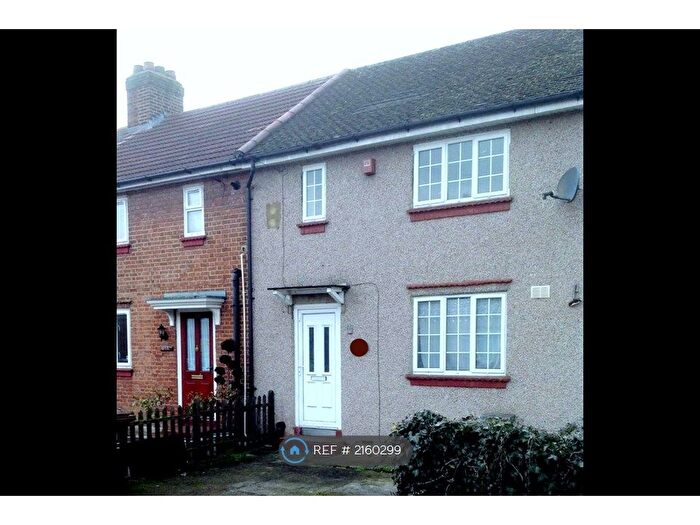 3 Bedroom Terraced House To Rent In Crescent Road, Dagenham, RM10