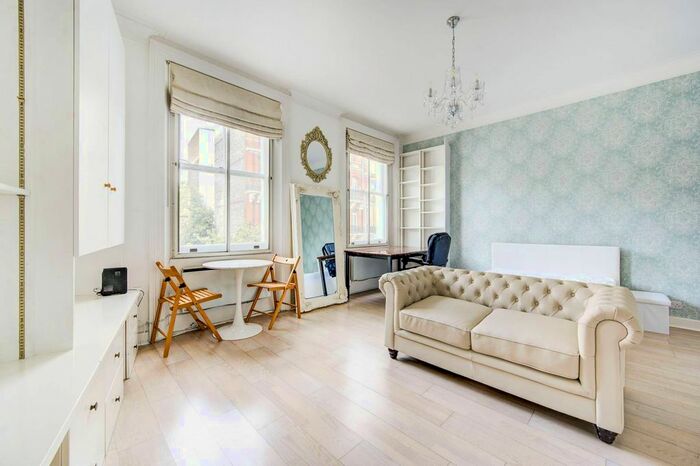 Studio To Rent In Gloucester Road, South Kensington, London, SW7