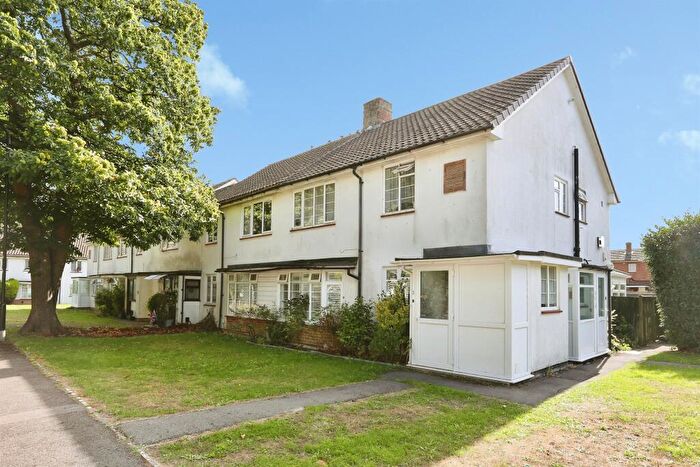 2 Bedroom Maisonette For Sale In Priestwood Close, Southampton, SO18
