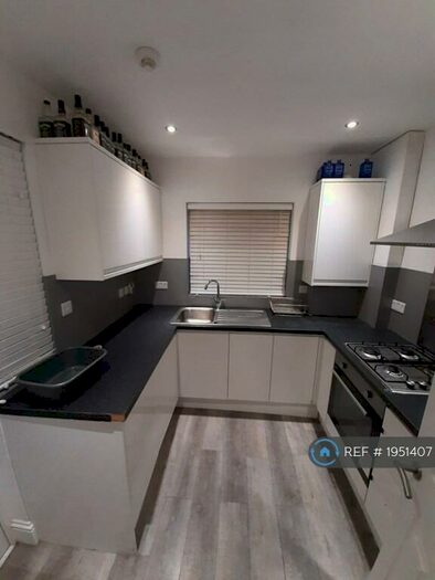 5 Bedroom Terraced House To Rent In Falmer Road, Tottenham Haringey London, N15