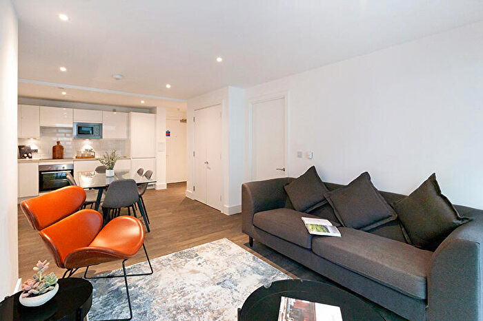 2 Bedroom Apartment To Rent In Hawkins & George, Bristol Bristol, BS1