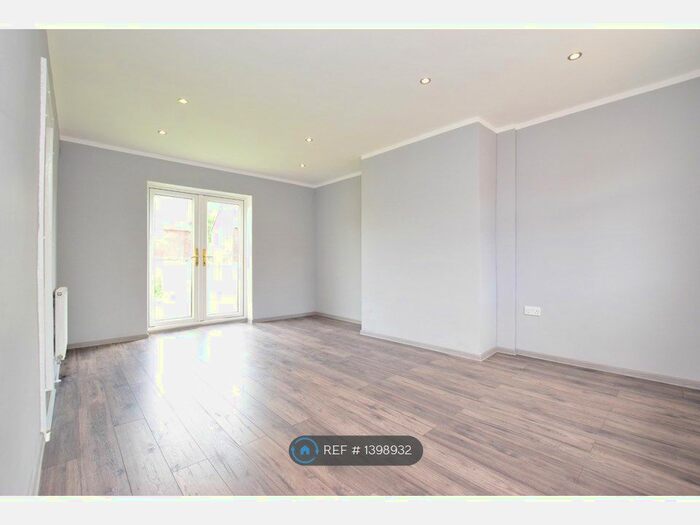 3 Bedroom Terraced House To Rent In Colley Crescent, Barnsley, S70