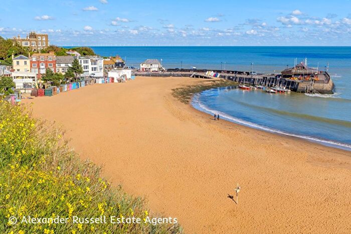 2 Bedroom Terraced House For Sale In Church Square, Broadstairs, CT10