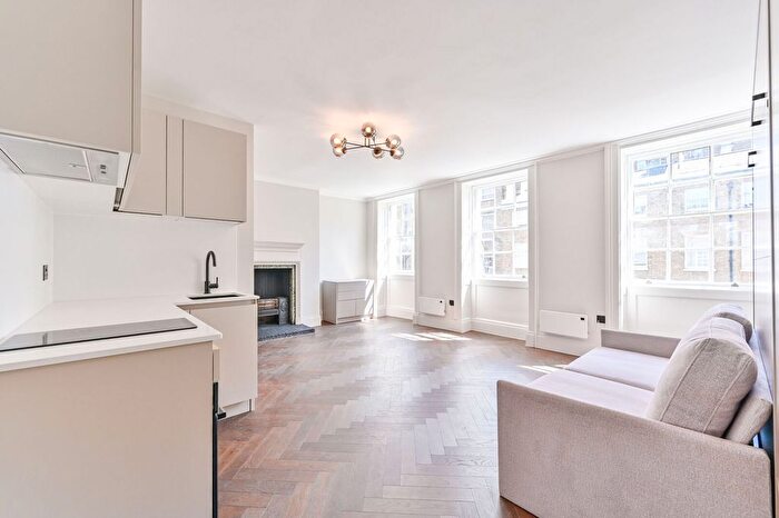 Studio To Rent In Upper Berkeley Street, Marylebone, London, W1H