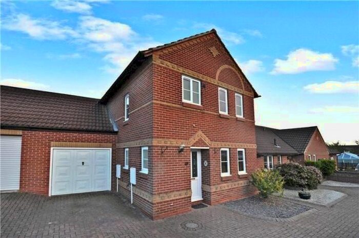 3 Bedroom Detached House To Rent In Mansion House Gardens, Melton Mowbray, LE13
