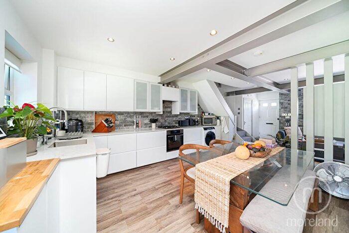 3 Bedroom End Of Terrace House For Sale In Compton Close, London, NW11