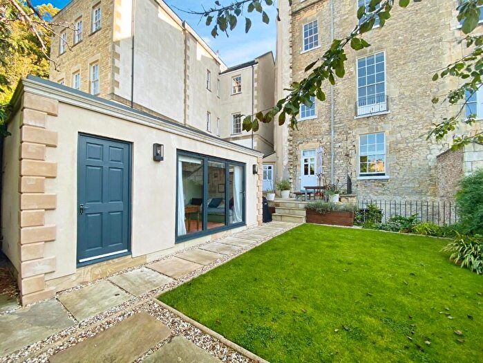 2 Bedroom Apartment For Sale In Central Bath - Park Street, BA1