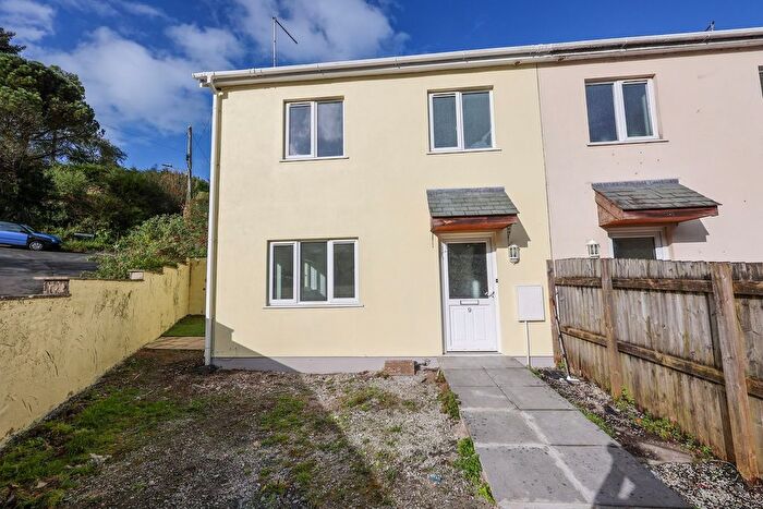 3 Bedroom Semi Detached House For Sale In Tanhouse Road, Lostwithiel, PL22