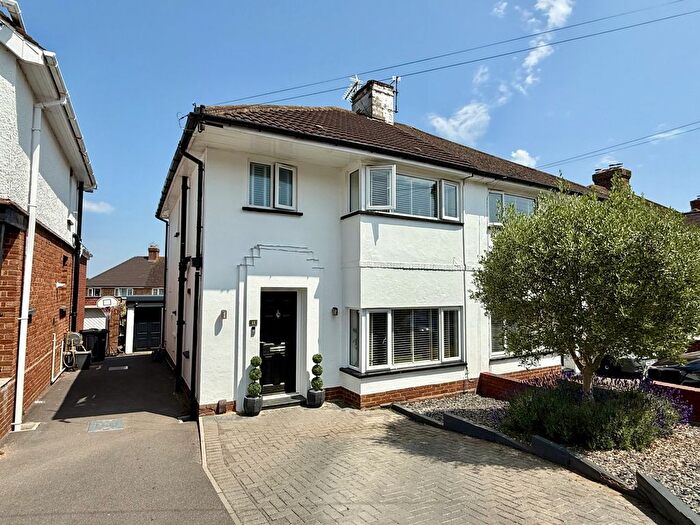 3 Bedroom Semi Detached House For Sale In Southport Avenue, St.Thomas, EX4