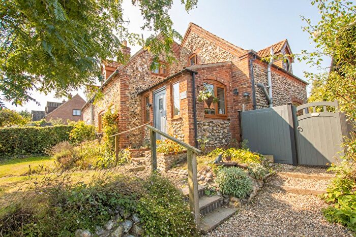 3 Bedroom Cottage For Sale In The Common, Itteringham, Norwich, NR11