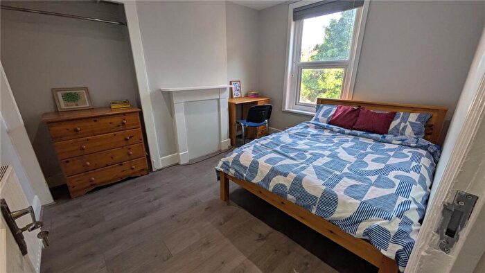 1 Bedroom Property To Rent In Milton Road, Southampton, Hampshire, SO15