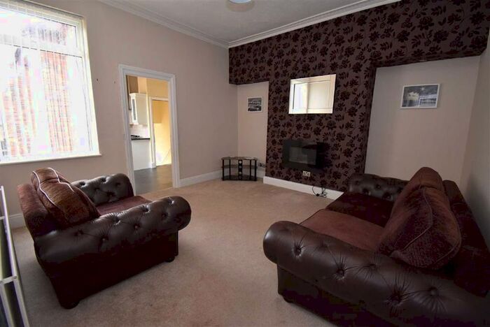 2 Bedroom Flat To Rent In Richmond Road, South Shields NE34
