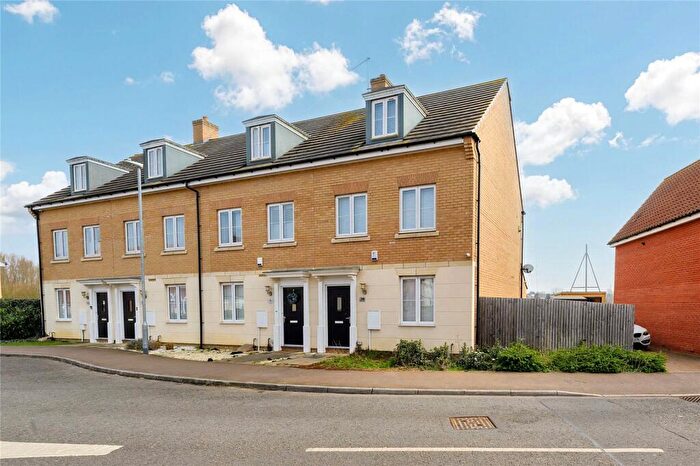 3 Bedroom End Of Terrace House For Sale In Tanton Road, Flitch Green, Dunmow, Essex, CM6