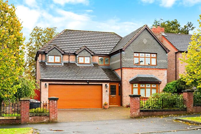 4 Bedroom Detached House For Sale In Rhodes Drive, Harrogate, HG2