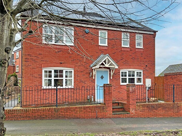 3 Bedroom End Terrace House For Sale In Marlborough Road, Hadley, Telford, Shropshire, TF1