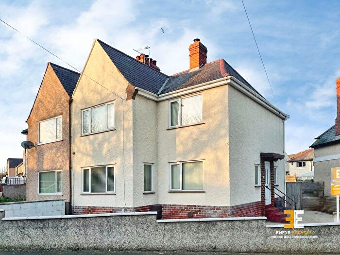 3 Bedroom Semi-Detached House For Sale In Marl Crescent, Llandudno Junction, LL31