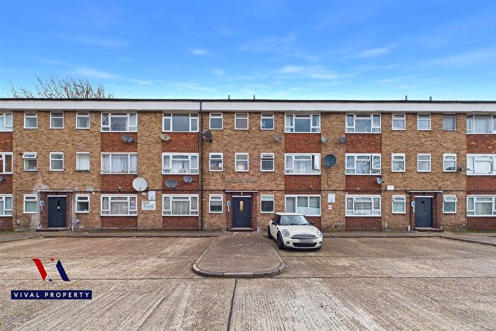 1 Bedroom Flat To Rent In Lansdowne Road, London, N17