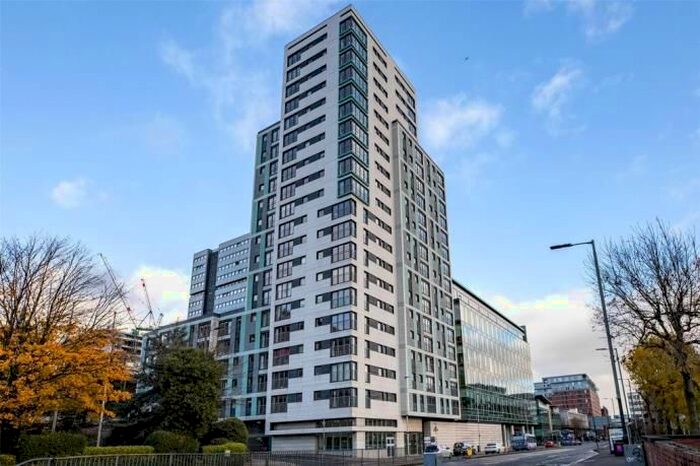 2 Bedroom Flat To Rent In /, Block, Argyle Street, Glasgow, G2