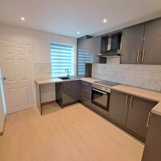 3 Bedroom Terraced House To Rent In Garside Street, Worksop, S80