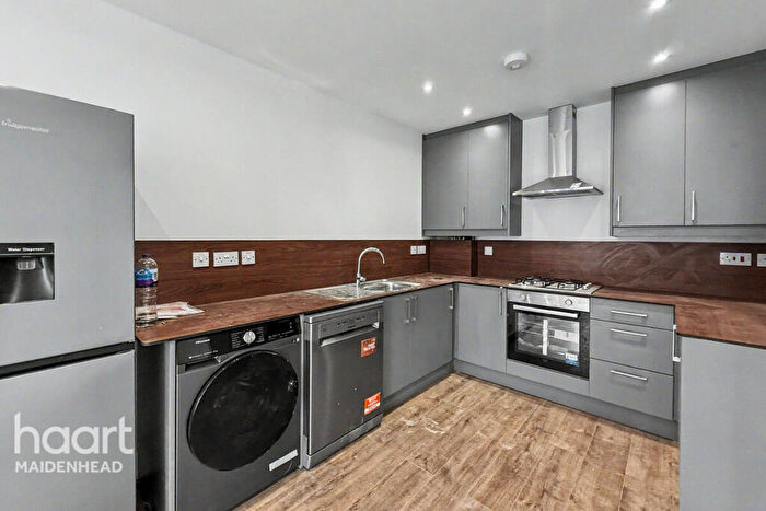 2 Bedroom Apartment To Rent In Bridge Road, Maidenhead, SL6