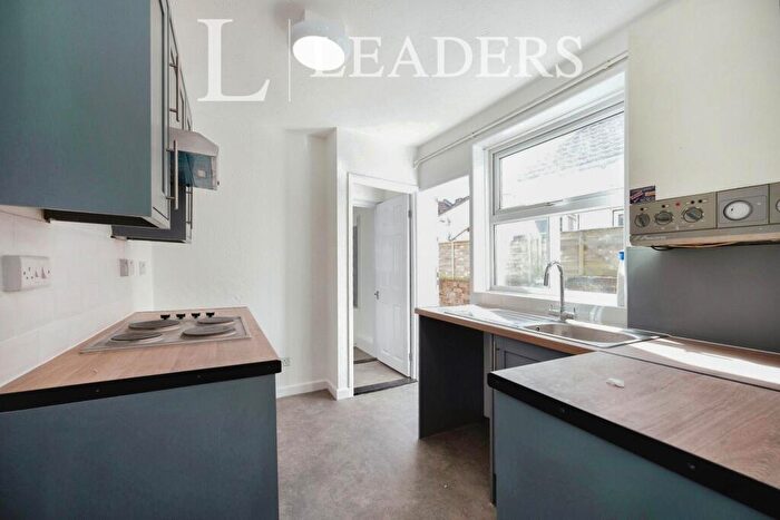2 Bedroom House To Rent In Highland Street, Southsea, PO4