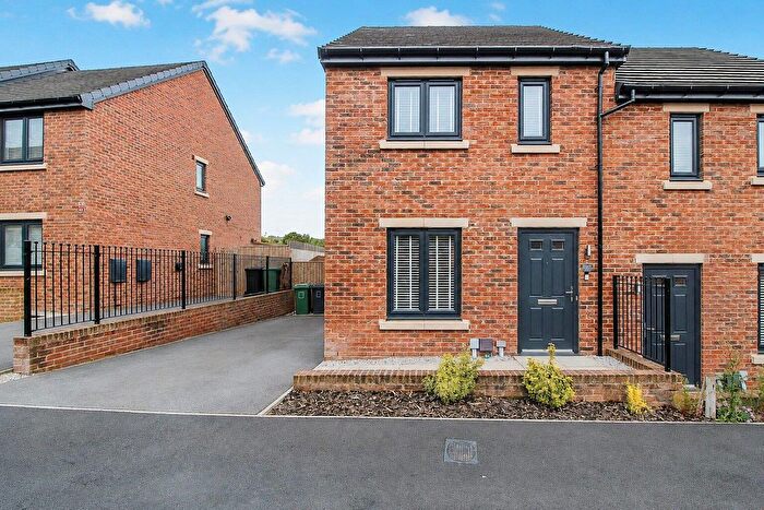 2 Bedroom Semi-Detached House For Sale In Maple Garth, Soothill, Batley, WF17