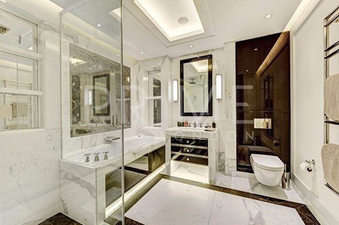 2 Bedroom Flat For Sale In Ebury Square, Belgravia, London, SW1W